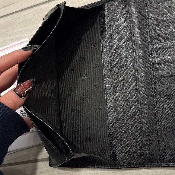 Chanel vintage CC Black Button Bifold Wallet   Authentic. Come with authenticity - Picture 5 of 14